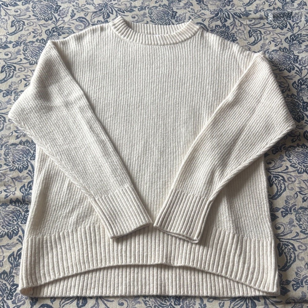 Old Navy Cream Ribbed Crewneck Sweater Small